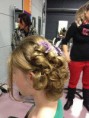 /album/feestkapsels/chic-krullend-opgestoken-kapsel-met-bloemen-2-jpg1/
